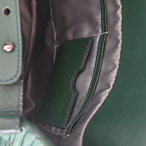 AUTHENTIC GIORGIO ARMANI Emerald Green Boxy Shoulder Bag...